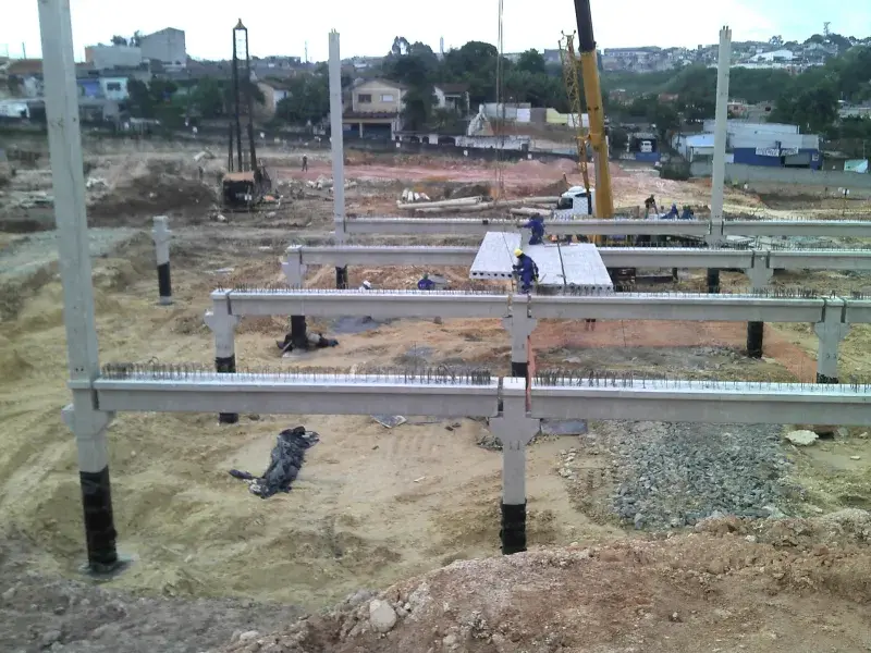Quem faz demarcação de terreno
